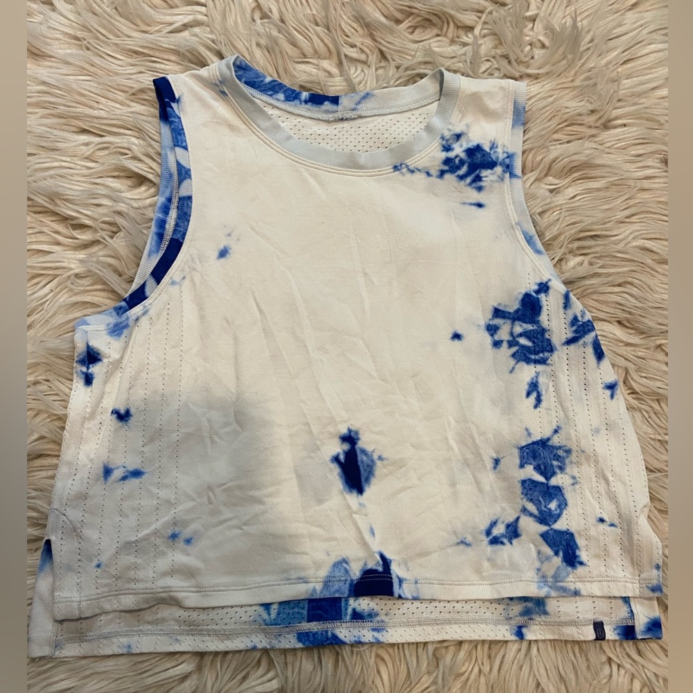 Lululemon Train To Be Tank*EUC - Picture 5 of 11